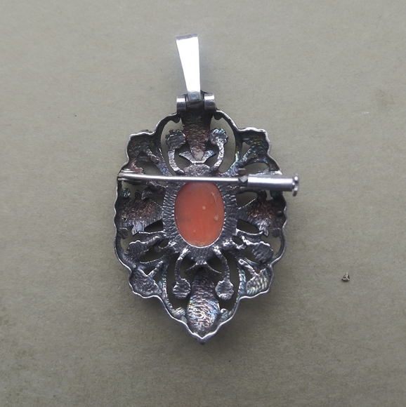 SOLD Large Sterling Cameo Pendant/Brooch - Picture 3 of 3